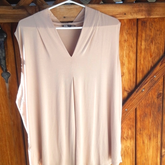 ⭐️Cable and Gauge Cream shirt - Picture 8 of 8